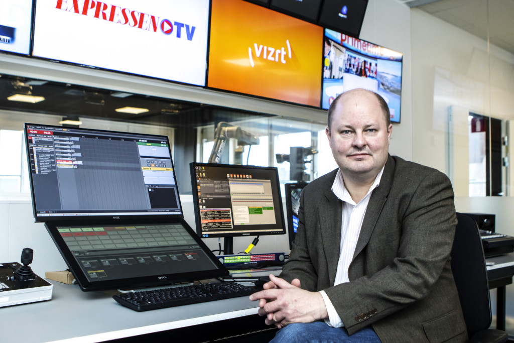 Chief editor Thomas Mattsson in the control room.