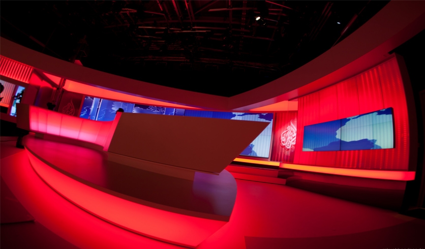 al_jazeera_arabic_news_set_design_flint_skallen_08_2048