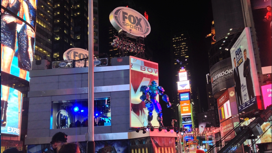 Fox Sports Superbowl XLVIII Broadcast Set Design Gallery