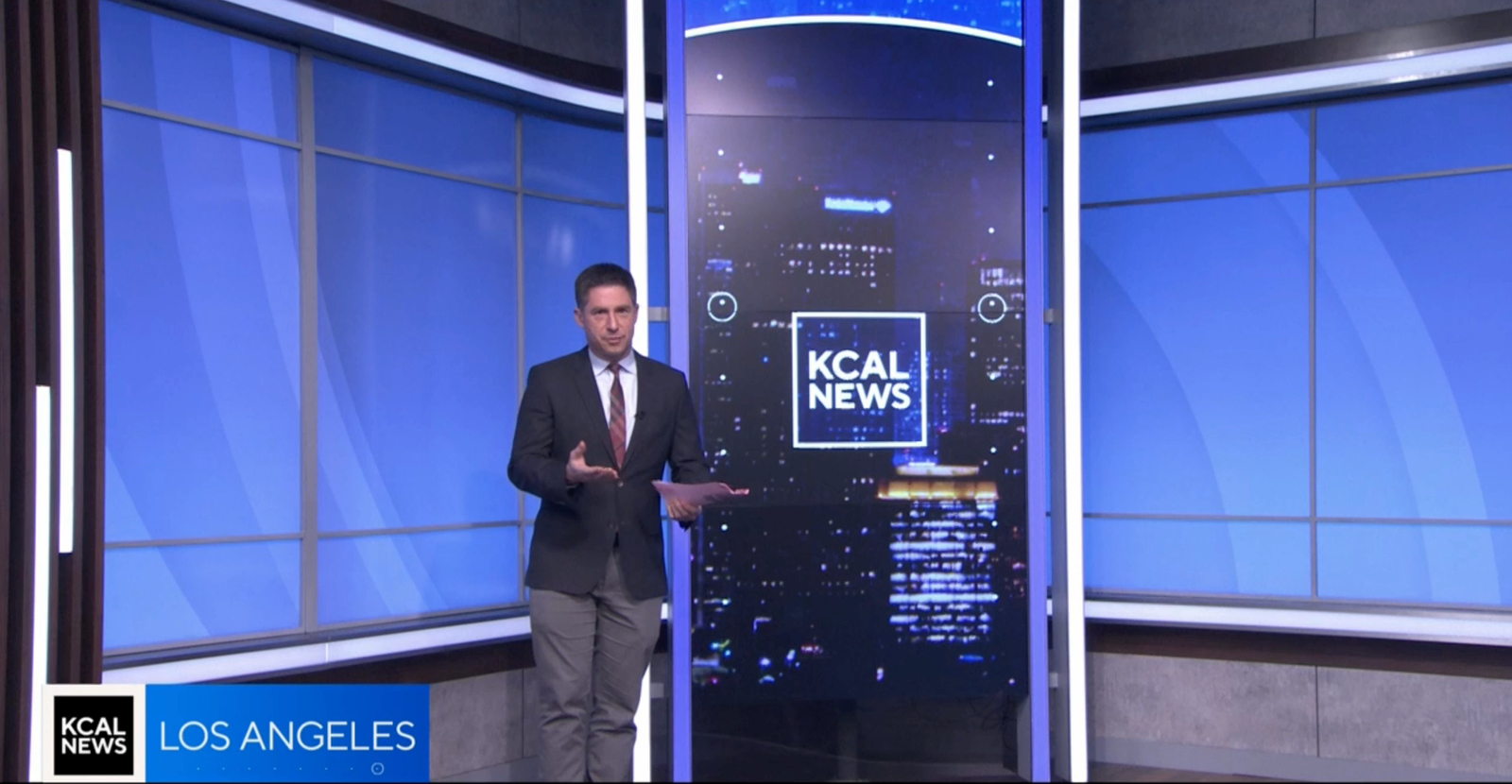 KCAL-NEWS-STUDIO_2023_90