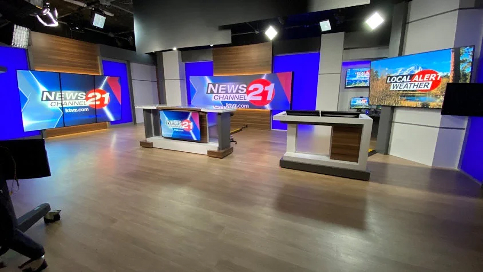 KTVZ_newschannel21_studio_28