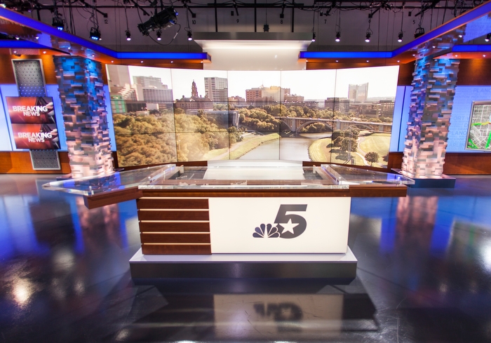 nbc-5-anchor-desk