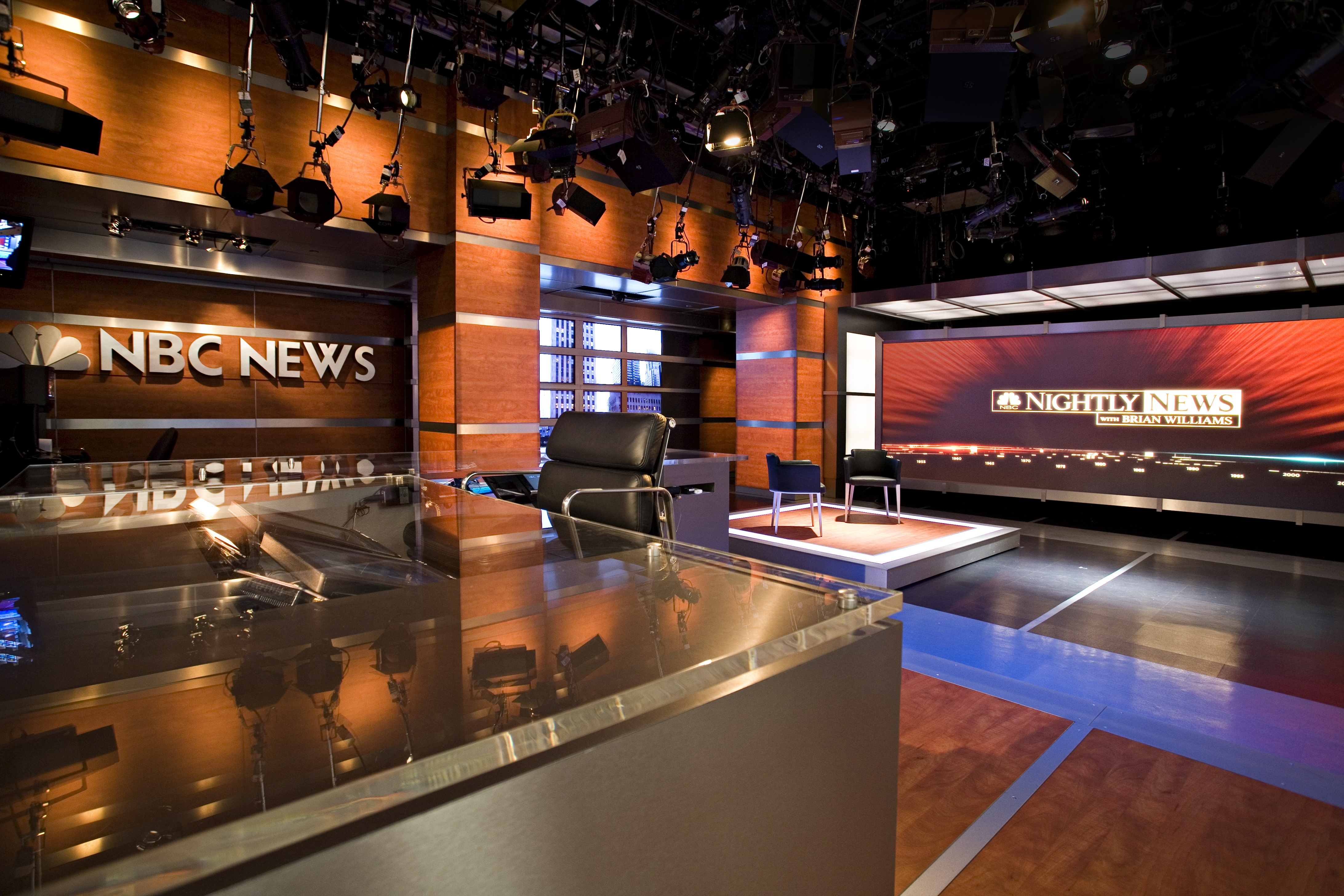 ncs_nbc-nightly-news-studio-3c-2007_0005