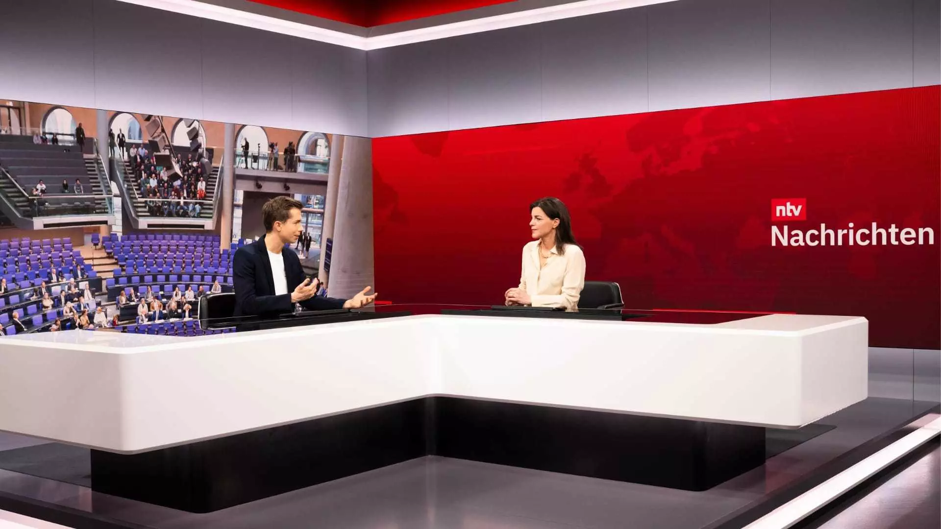 ntv_news_studio_000073