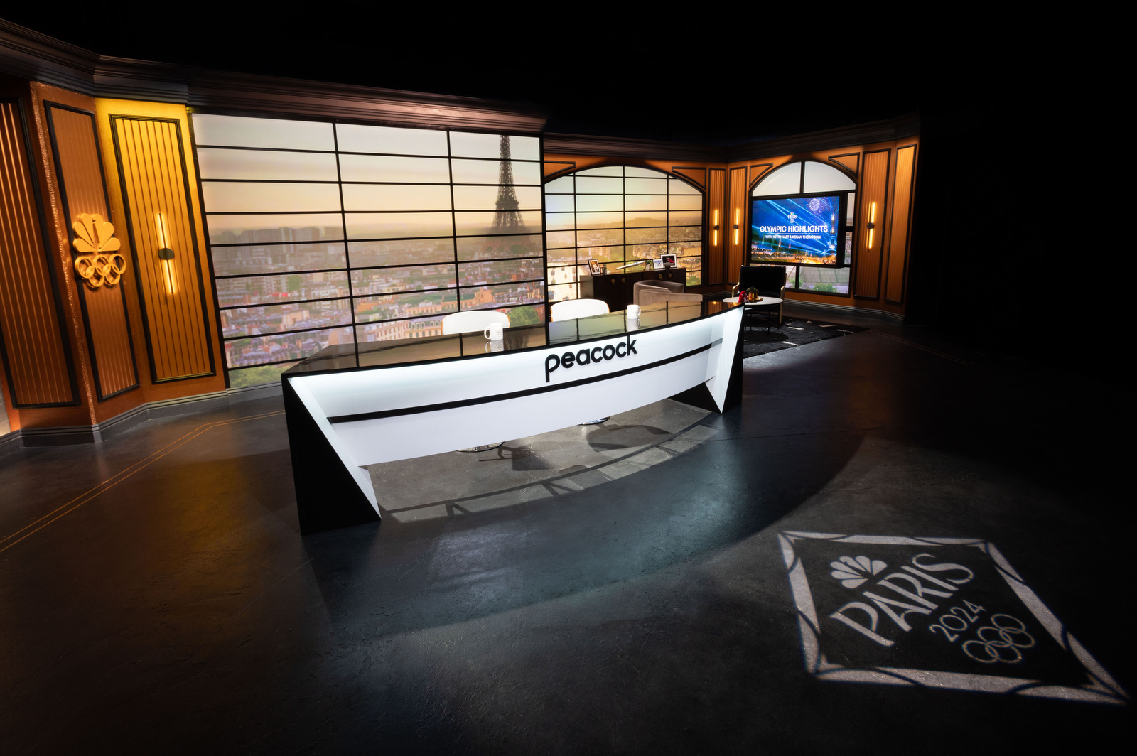 nbc-olympic-highlights_paris-studio_023