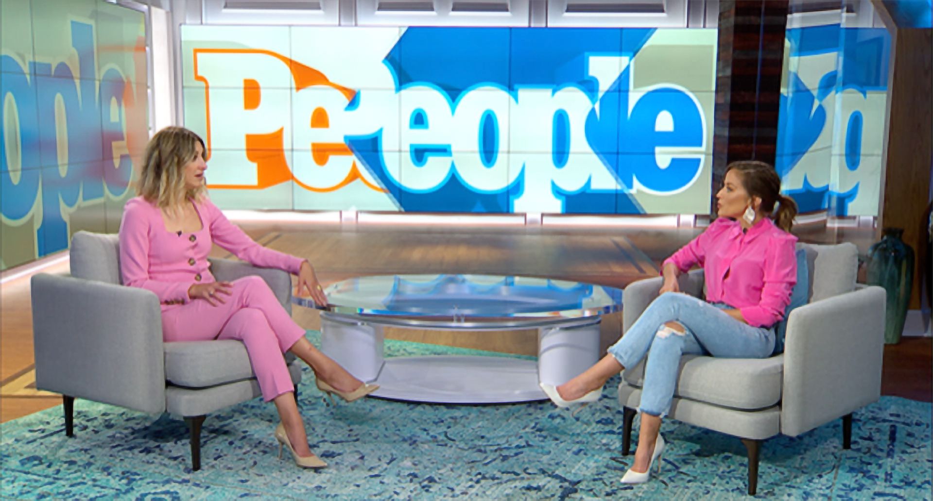 PeopleTV_Studio_52