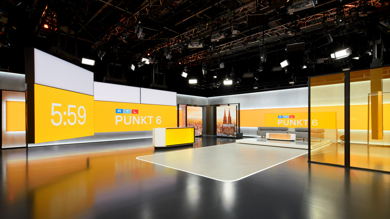 RTL_Aktuell_studio-2022_07