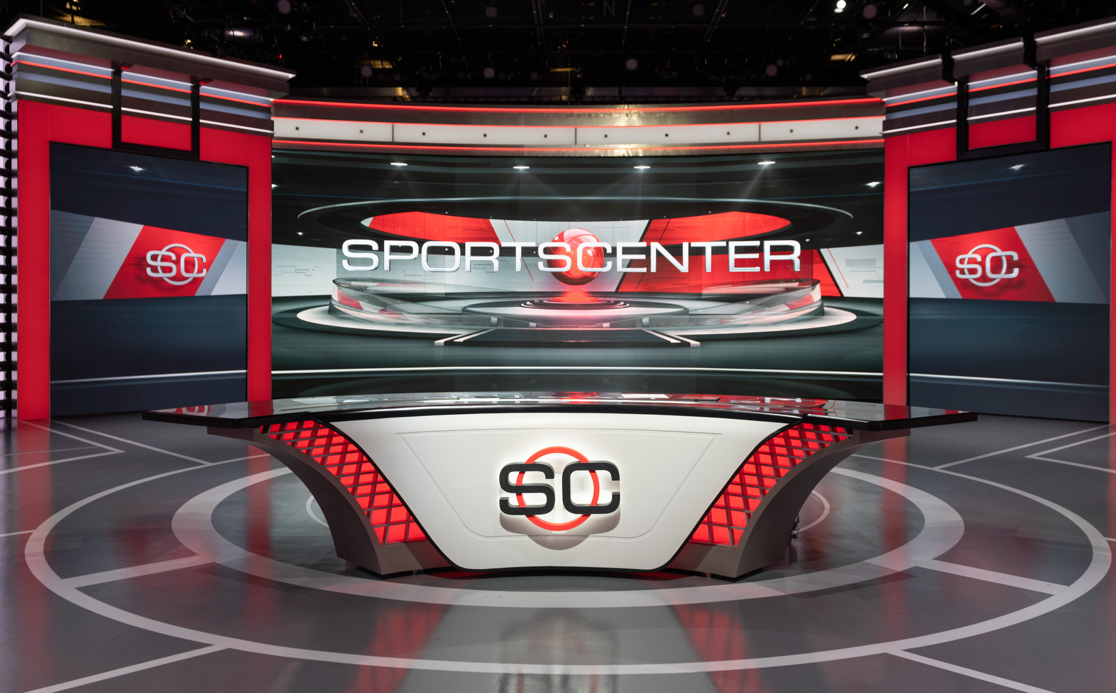 ESPN_SportsCenter_Studio-X_22