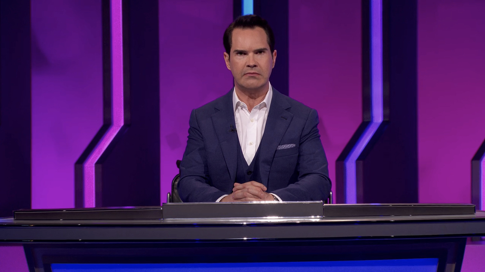 NCS_Netflix_The-Fix_Jimmy-Carr_0004