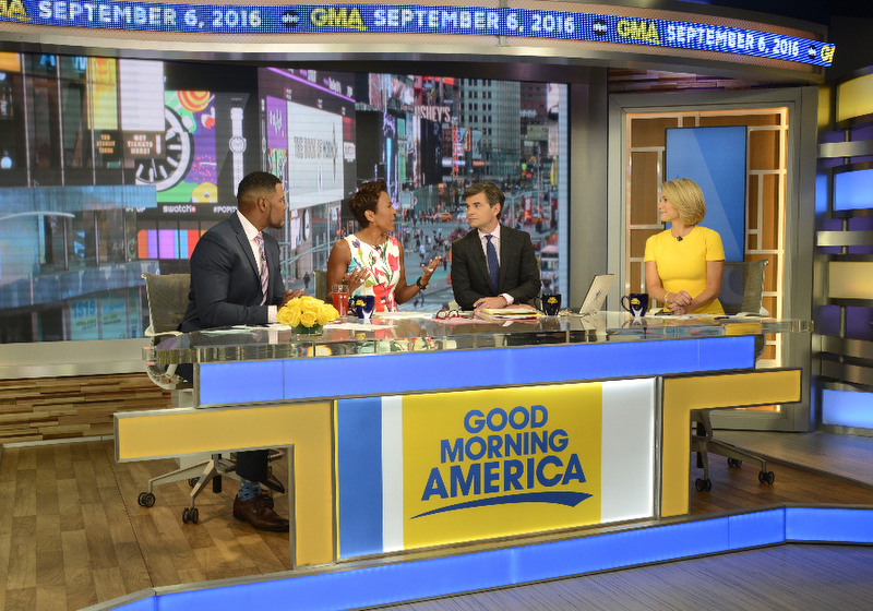 MICHAEL STRAHAN, ROBIN ROBERTS, GEORGE STEPHANOPOULOS, AMY ROBACH