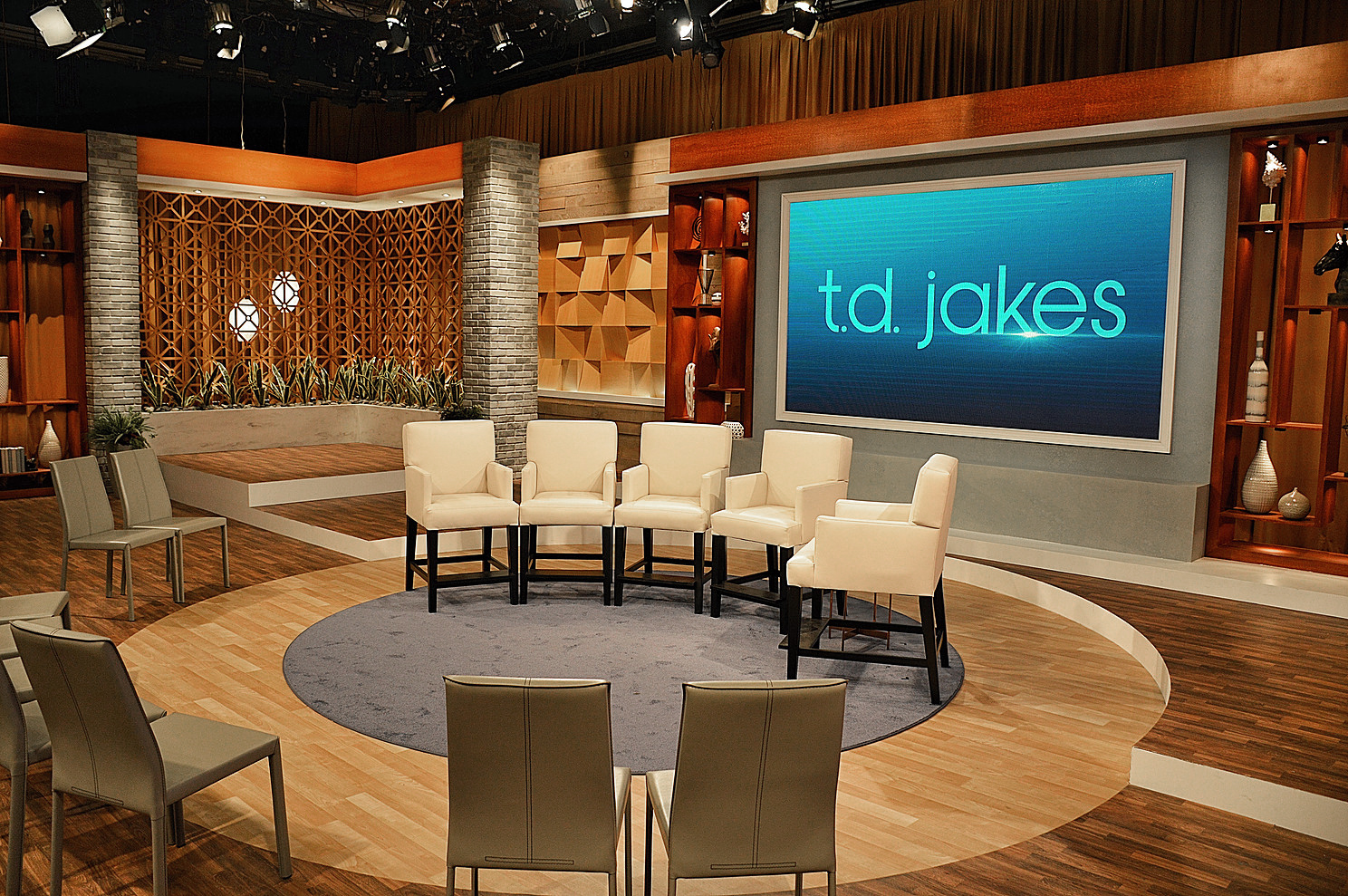 td-jakes-show-studio