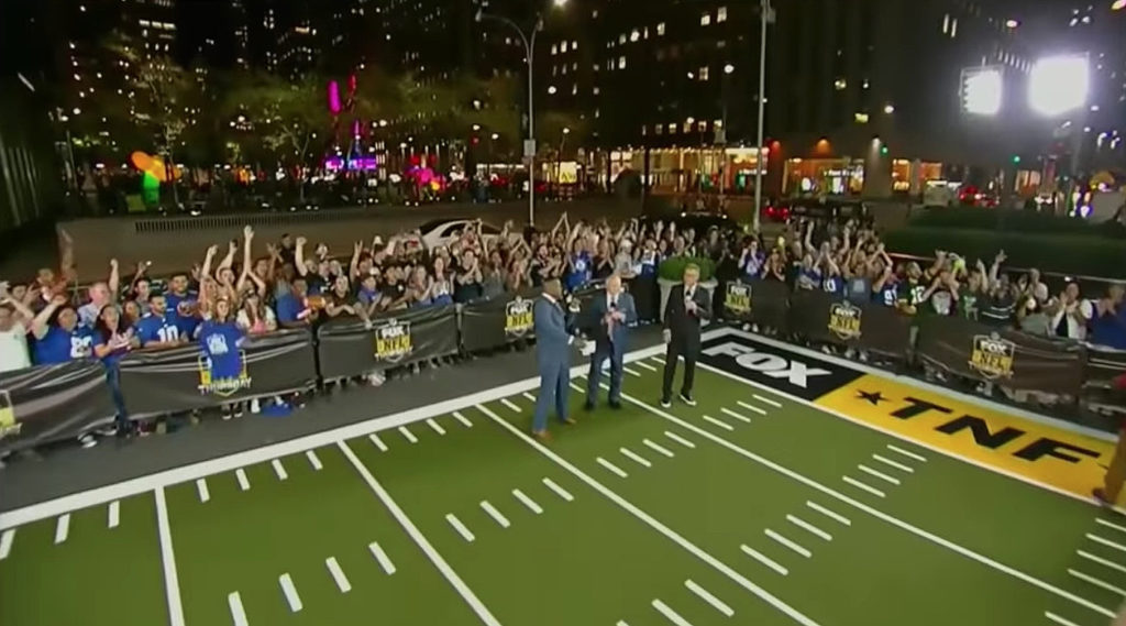 Fox Sports borrows Fox News studio for 'NFL Thursday' pregame -  NewscastStudio