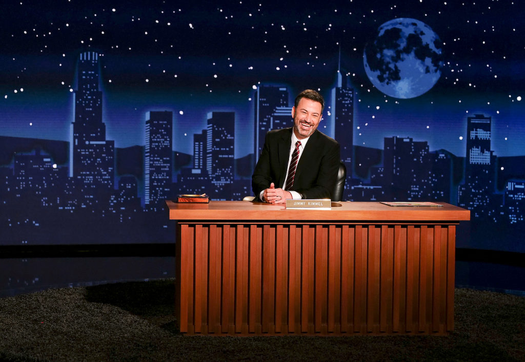 Jimmy Kimmel returns to studio with monotone, moody look - NewscastStudio