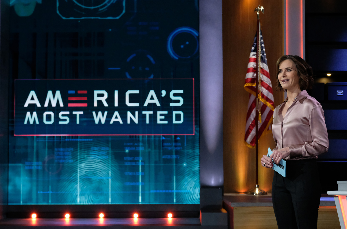 America's Most Wanted - Elizabeth Vargas