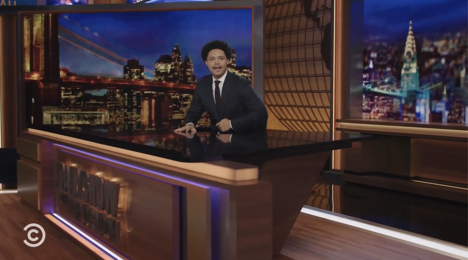 ‘The Daily Show’ returns to full studio with an updated look