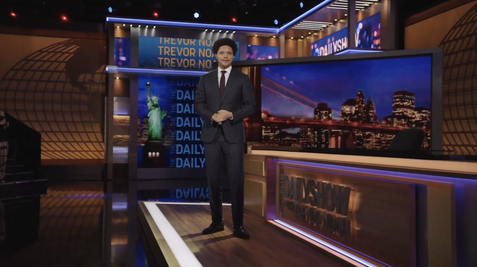 ‘The Daily Show’ returns to full studio with an updated look